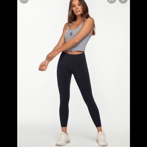 Lorna Jane black Low rise leggings size M